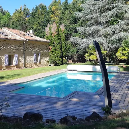 - 5 Holiday home *